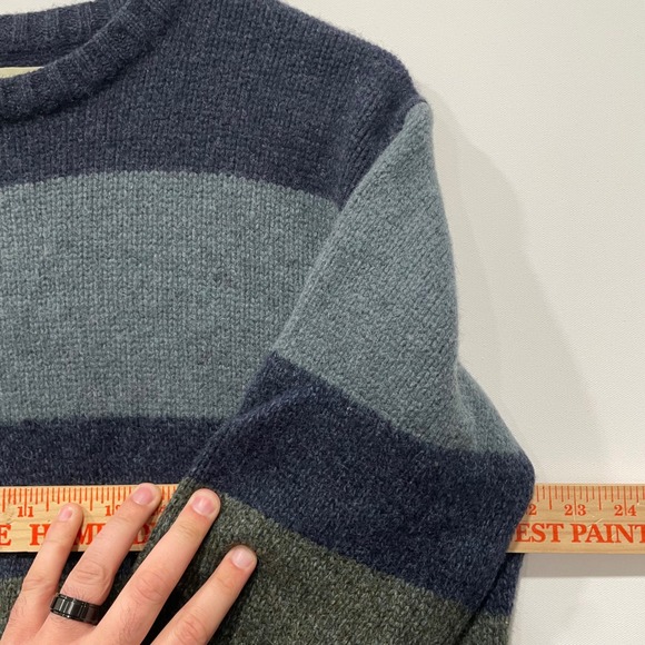 American Eagle Outfitters Mens Striped Lambswool Sweater Size L Vintage - Picture 6 of 8